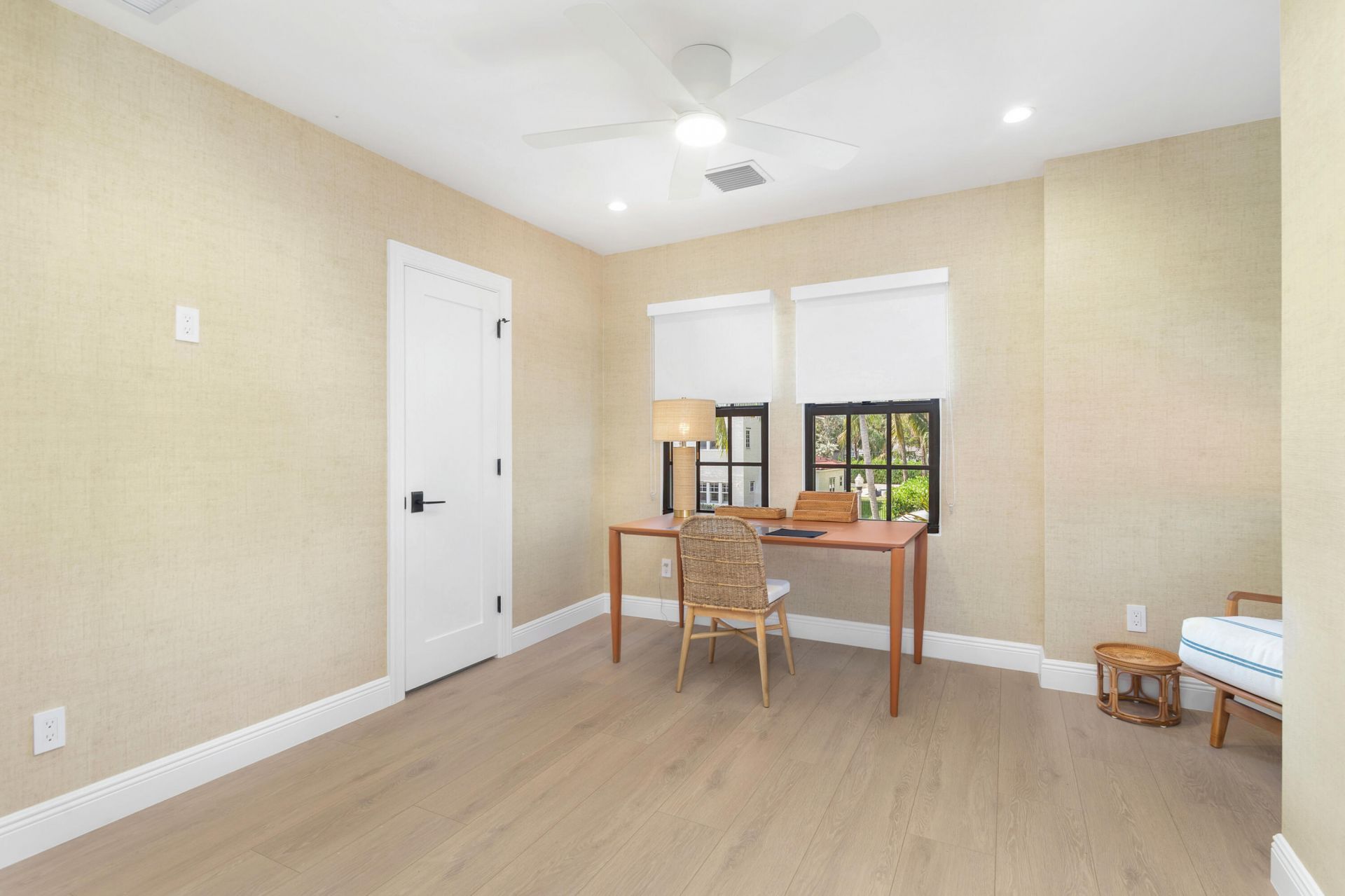 237 Monroe Drive, West Palm Beach, FL 33405 Photo