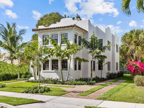225 Monroe Drive, West Palm Beach, FL 33405
