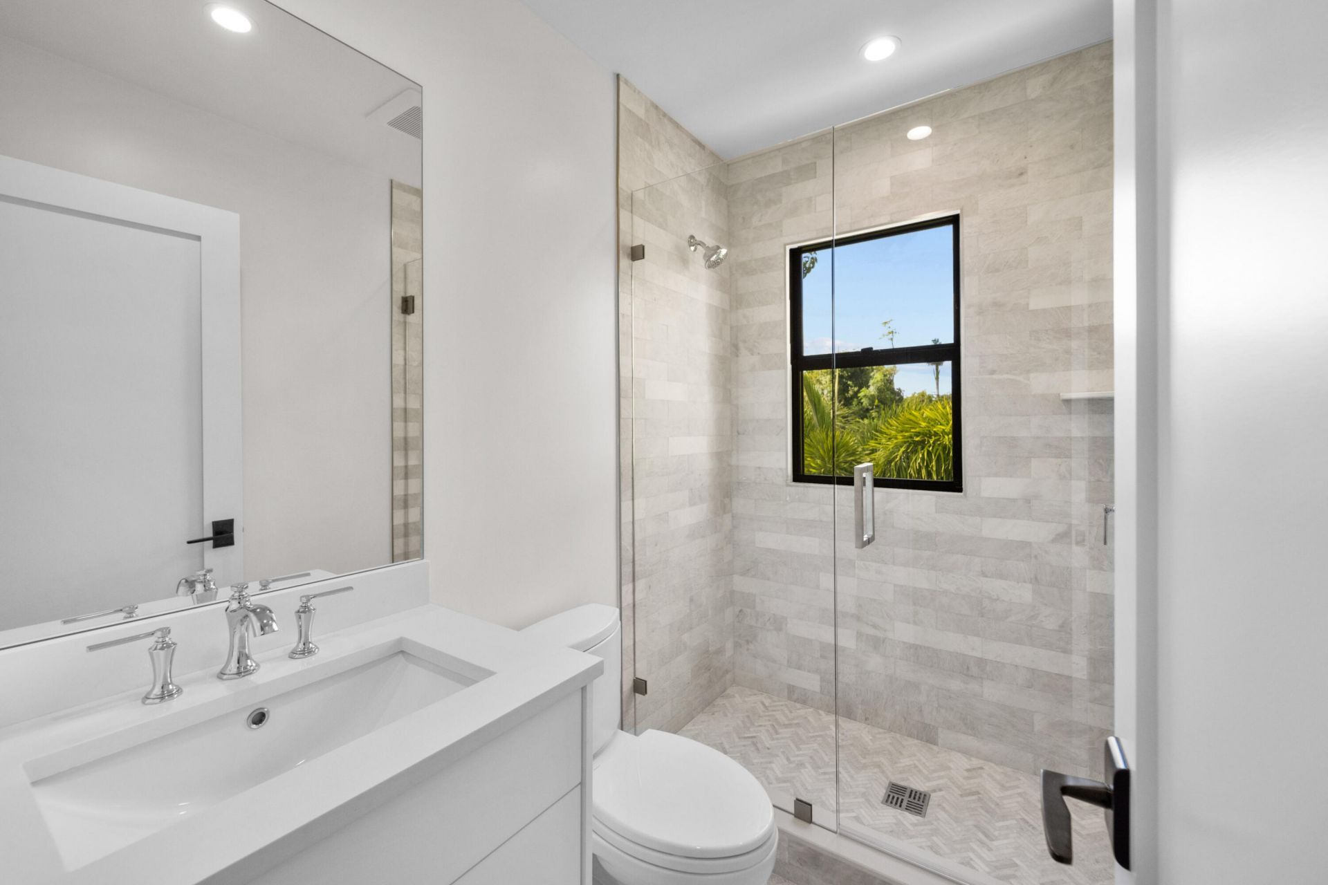 225 Monroe Drive, West Palm Beach, FL 33405 Photo