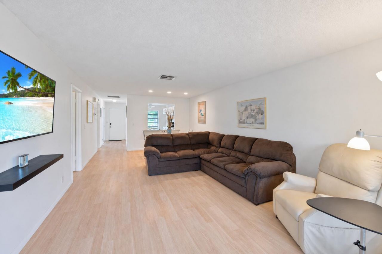 13670 Via Flora, Unit B, Delray Beach, FL 33484 Photo