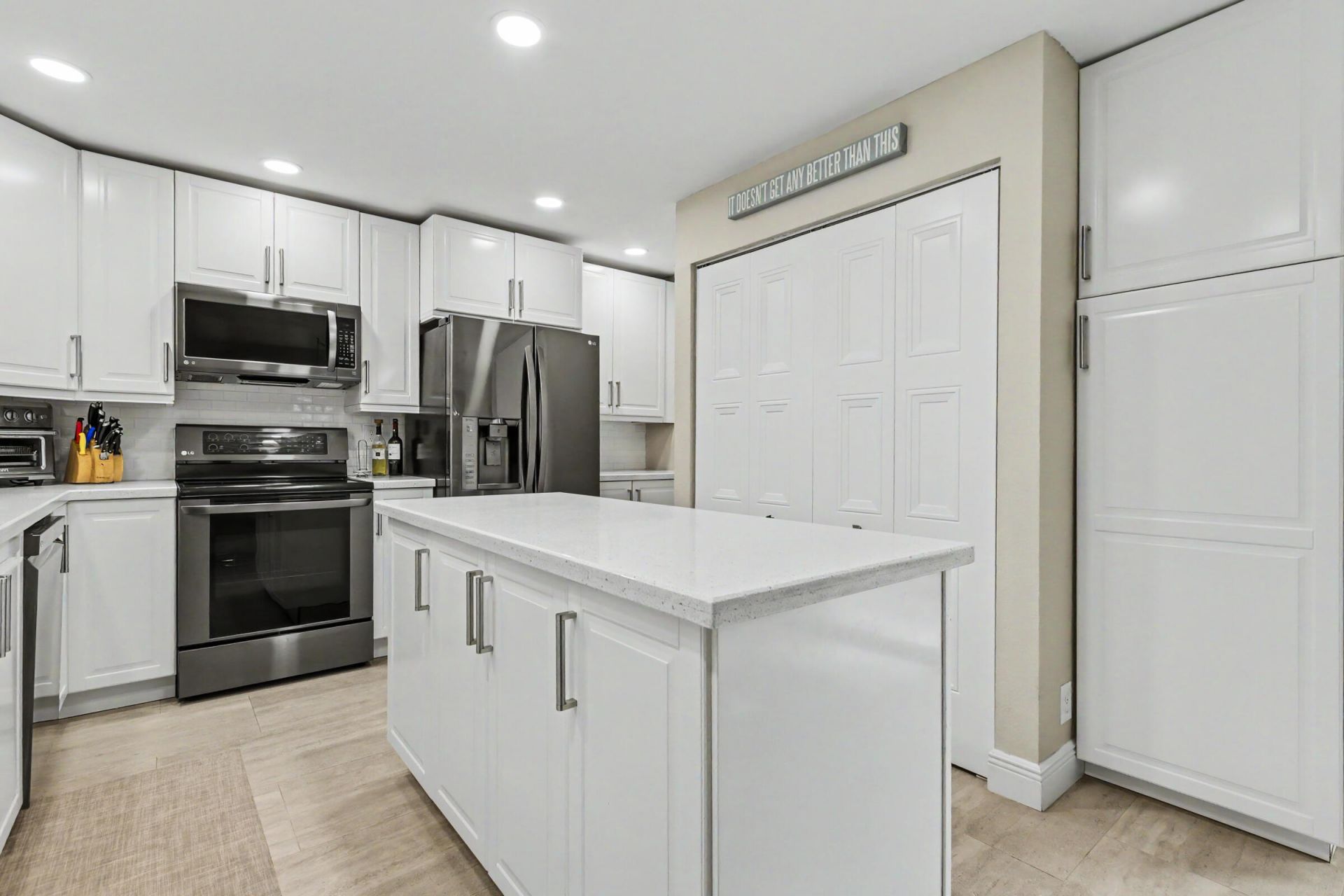 3821 NW 121st Avenue, Sunrise, FL 33323 Photo