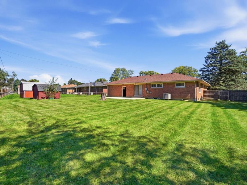 4725 Chippendale Drive, Springfield, OH 45503 Photo 5