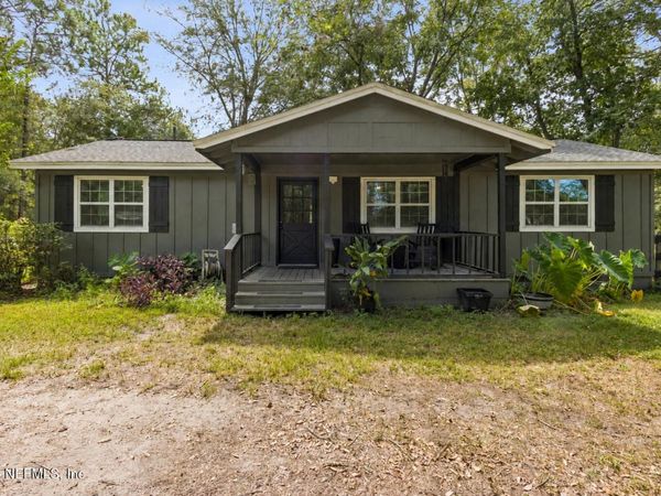 1724 NW 251ST Street, Lawtey, FL 32058