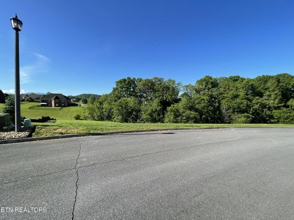 Alum Cave Cove, Sevierville, TN 37862