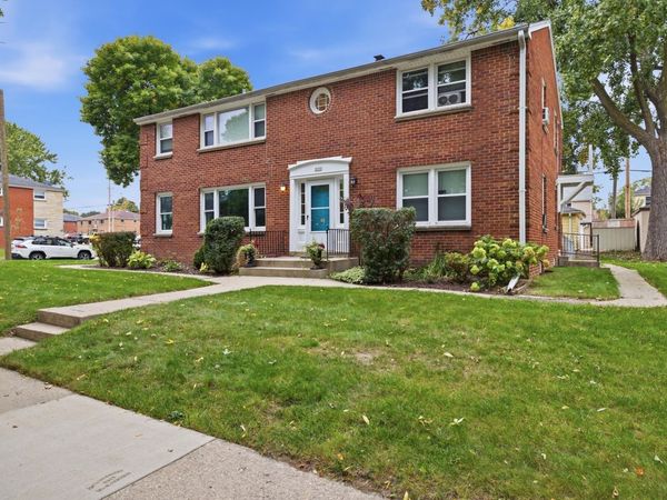3171 S 48th St, Milwaukee, WI 53219