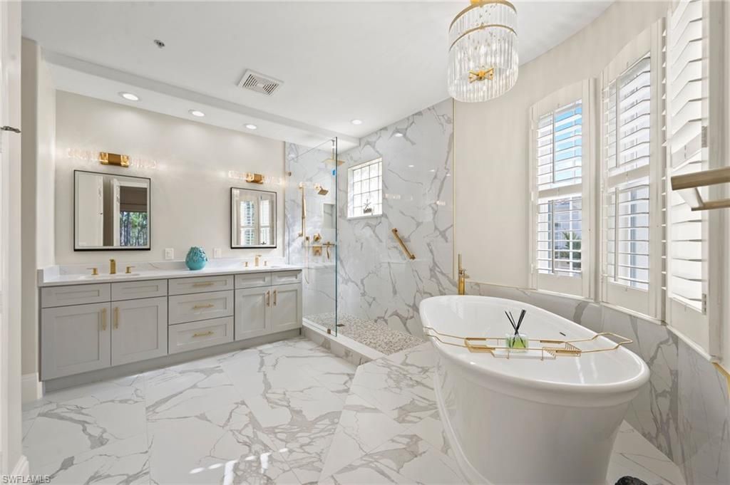 2886 Castillo Ct , Unit 103, Naples, FL 34109 Photo