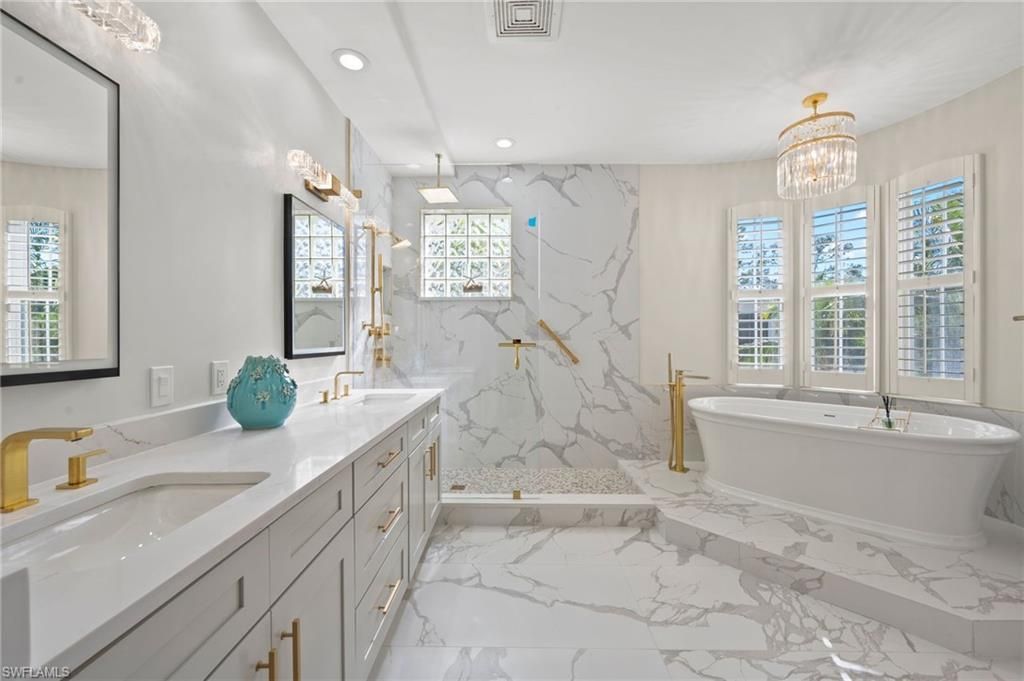 2886 Castillo Ct , Unit 103, Naples, FL 34109 Photo