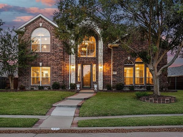 333 Green Acres Drive , Murphy, TX 75094