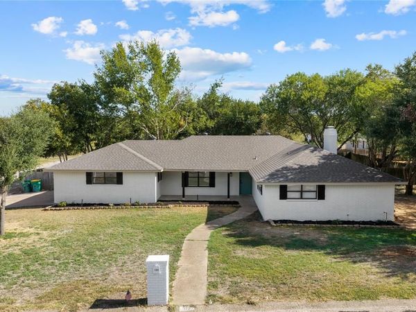 125 E Dawn Drive , Waco, TX 76706