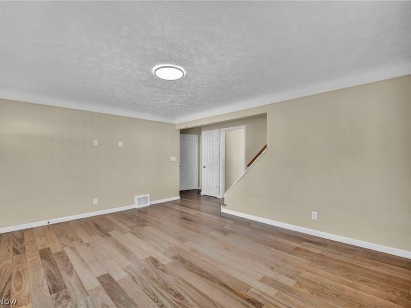 24940 Devoe Avenue, Euclid, OH 44123 Photo 3