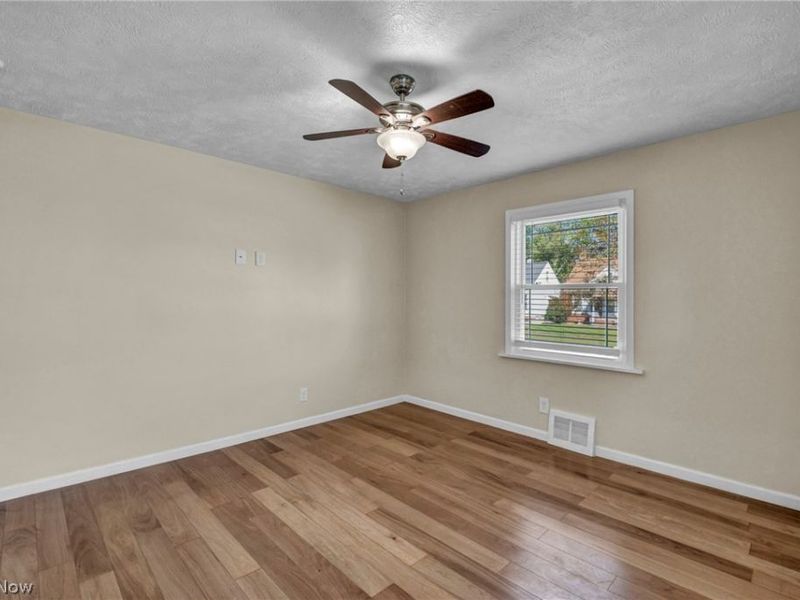 24940 Devoe Avenue, Euclid, OH 44123 Photo 8