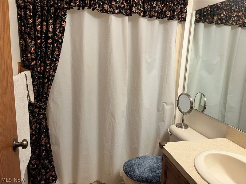 638 Cobblestone Court, Wooster, OH 44691 Photo 6