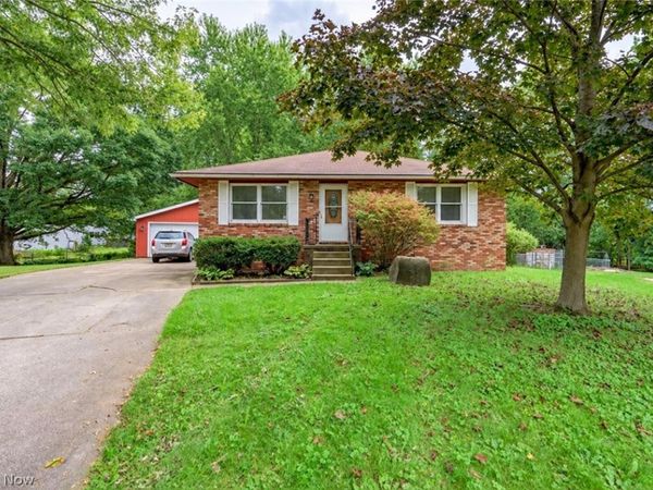 3744 Pelham Lane , Kent, OH 44240