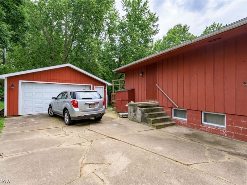 3744 Pelham Lane, Kent, OH 44240 Photo 32