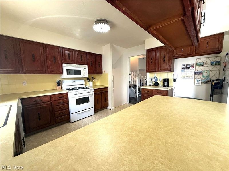 72 Heritage Drive, Tallmadge, OH 44278 Photo 12
