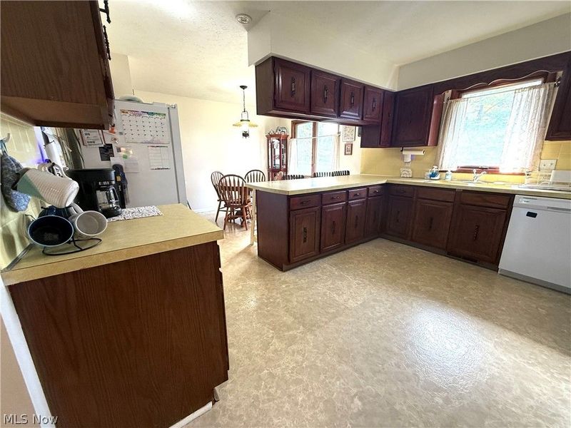 72 Heritage Drive, Tallmadge, OH 44278 Photo 7