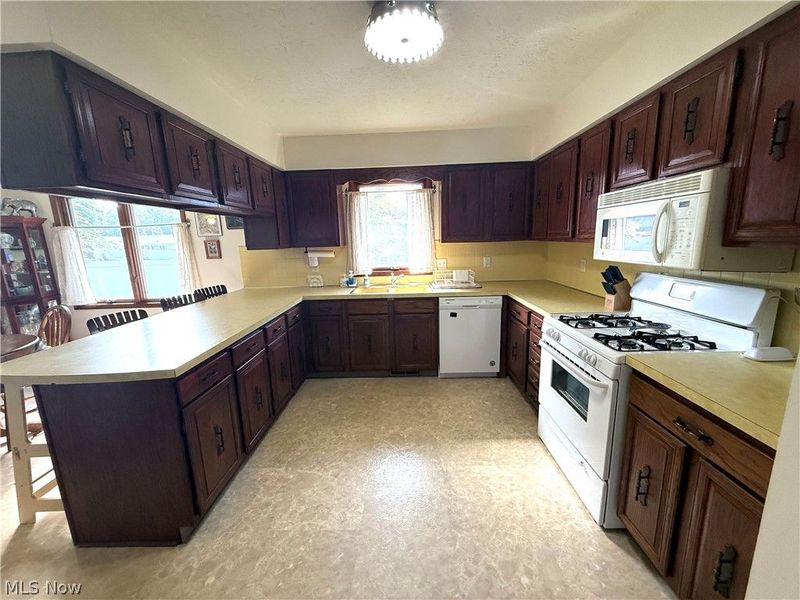 72 Heritage Drive, Tallmadge, OH 44278 Photo 8