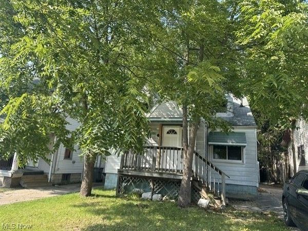 144 E Auburndale Avenue , Youngstown, OH 44507