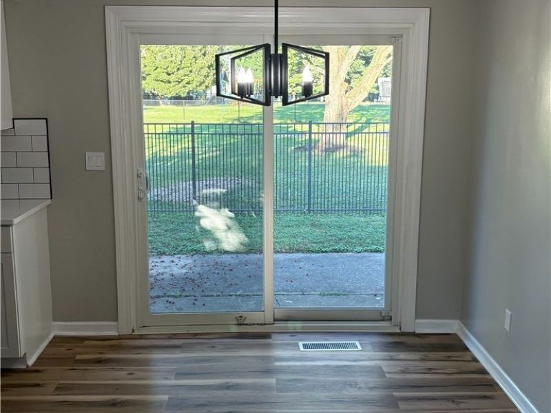 1333 Clarence Street NW, Uniontown, OH 44685 Photo 6