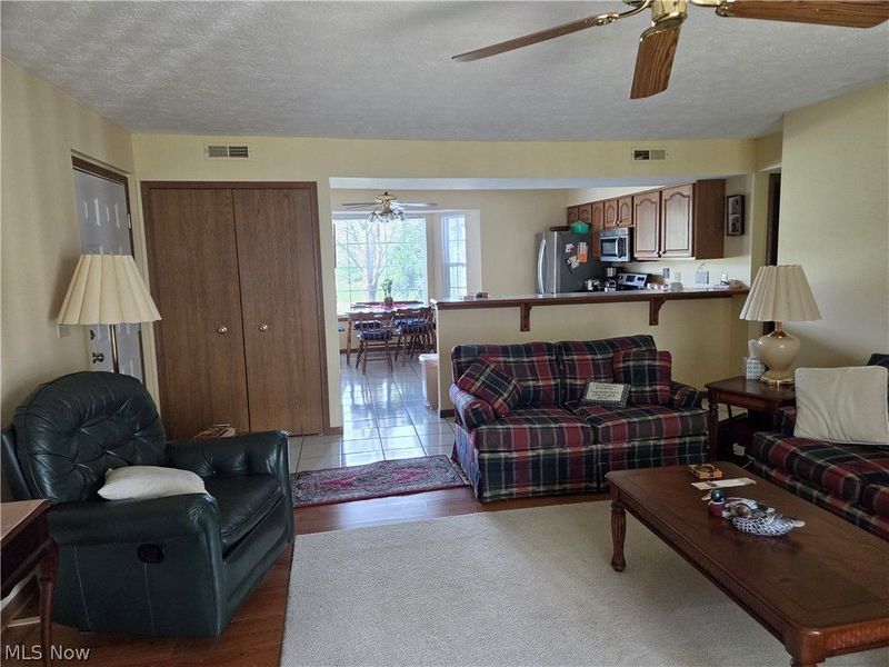 736 Tollis Parkway, Broadview Heights, OH 44147 Photo 5
