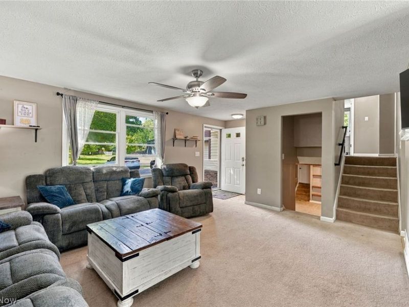1035 Burntwood Drive, Medina, OH 44256 Photo 3