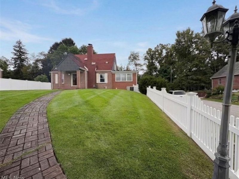 65240 Hillview Avenue, Bellaire, OH 43906 Photo 2
