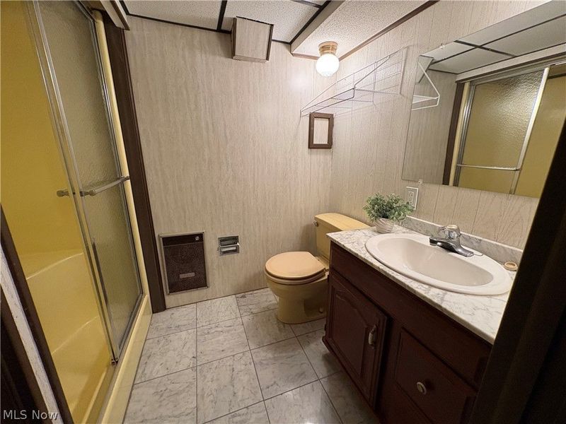 65240 Hillview Avenue, Bellaire, OH 43906 Photo 37
