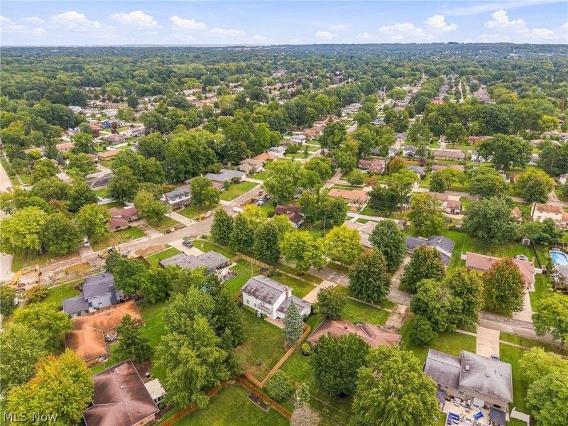 14351 Indian Creek Drive, Middleburg Heights, OH 44130 Photo 30