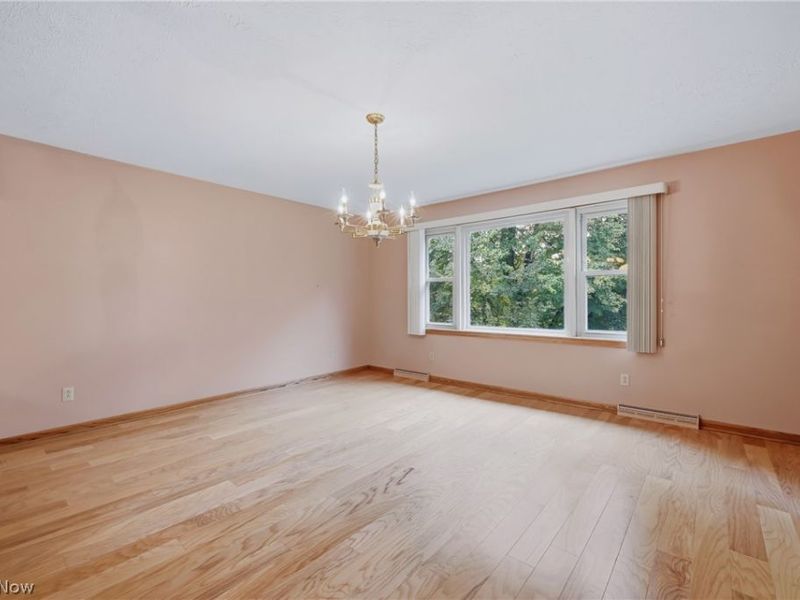 4874 Logan Way, Hubbard, OH 44425 Photo 8