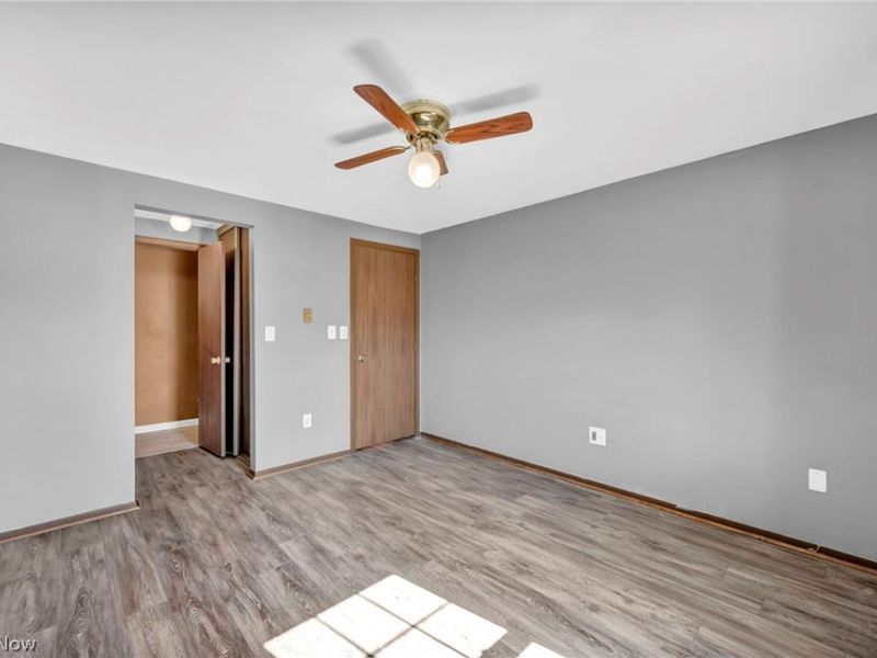 5236 Creekside Boulevard, Unit F22, Brunswick, OH 44212 Photo 20