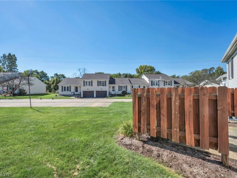 5236 Creekside Boulevard, Unit F22, Brunswick, OH 44212 Photo 26