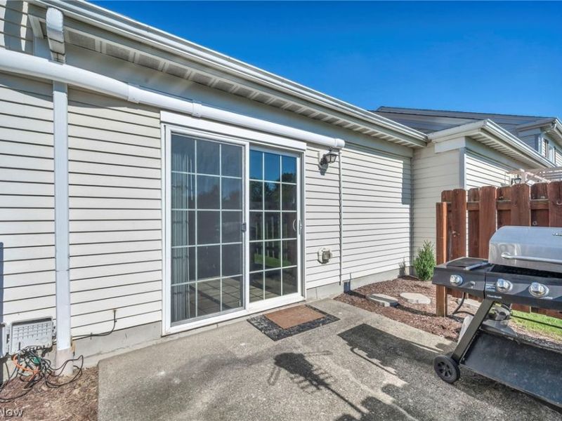 5236 Creekside Boulevard, Unit F22, Brunswick, OH 44212 Photo 27