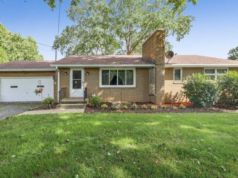 3568 Mountview Avenue, Alliance, OH 44601 Photo 2