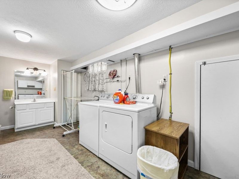 3568 Mountview Avenue, Alliance, OH 44601 Photo 28
