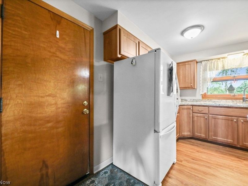 3568 Mountview Avenue, Alliance, OH 44601 Photo 8