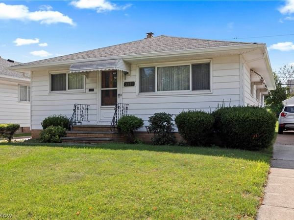 3331 Stanfield Drive , Parma, OH 44134