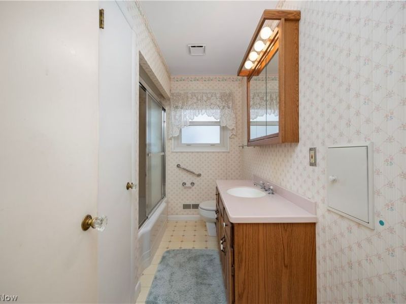 3331 Stanfield Drive, Parma, OH 44134 Photo 19