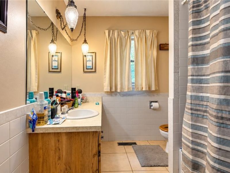 5681 Howard Price Lane, Glouster, OH 45732 Photo 35