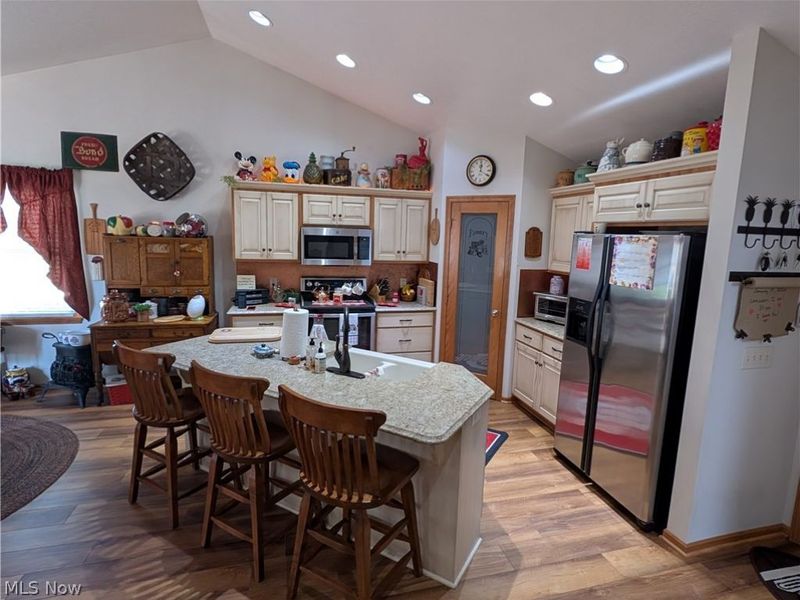 4981 Cardinal Court, Millersburg, OH 44654 Photo 8