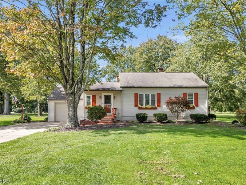 1732 Pleasant Valley Road, Girard, OH 44420 Photo 1