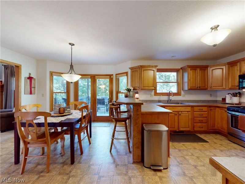 6248 Caribou Drive, Clinton, OH 44216 Photo 12