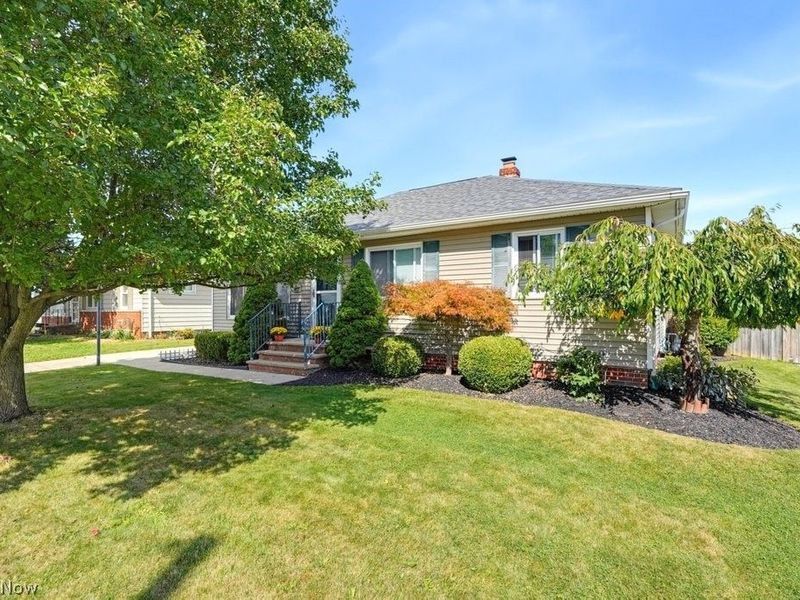 11052 Naomi Drive, Parma, OH 44130 Photo 1