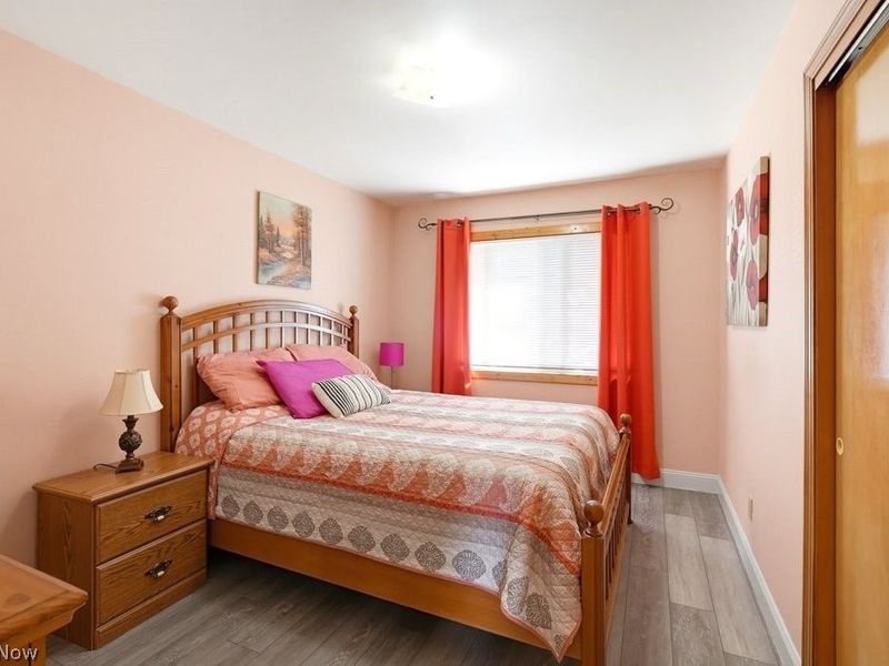 11052 Naomi Drive, Parma, OH 44130 Photo 11