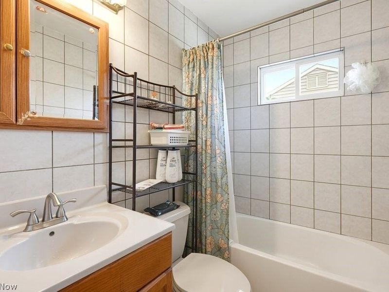 11052 Naomi Drive, Parma, OH 44130 Photo 14