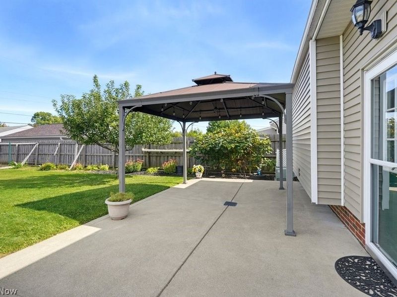 11052 Naomi Drive, Parma, OH 44130 Photo 22