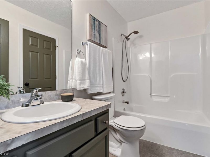 31170 Lily Lane, North Olmsted, OH 44070 Photo 27