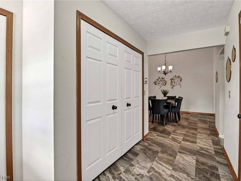 31170 Lily Lane, North Olmsted, OH 44070 Photo 31