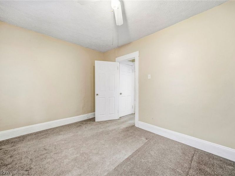 259 E 324th Street, Willowick, OH 44095 Photo 24