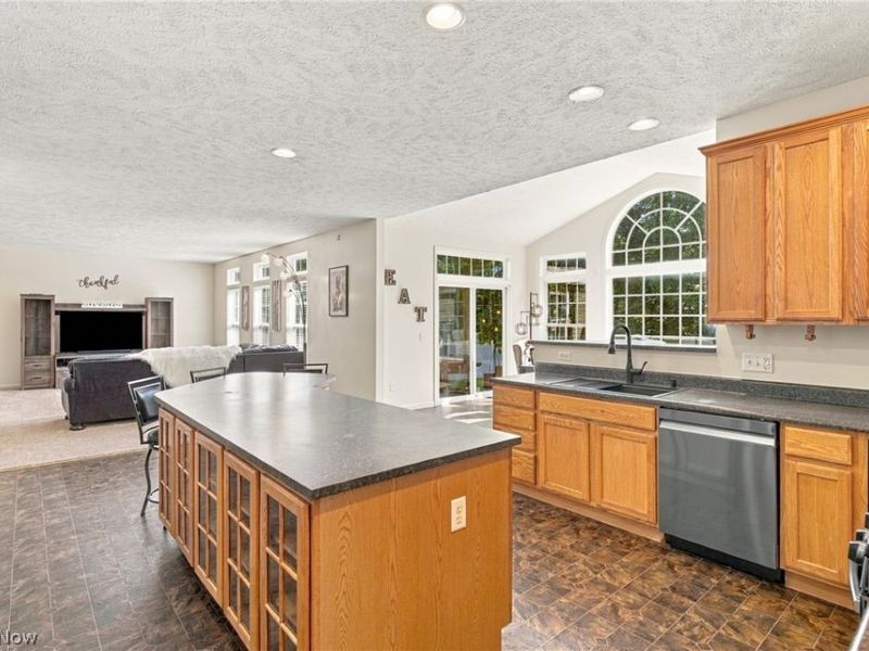 7372 Meadow Brooke Way, Northfield, OH 44067 Photo 17