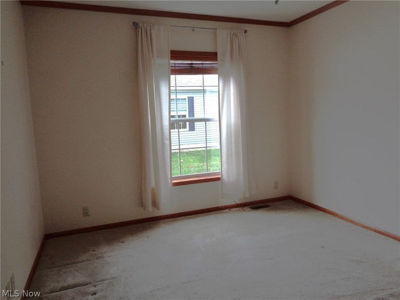 326 Gemini Drive, Dover, OH 44622 Photo 16